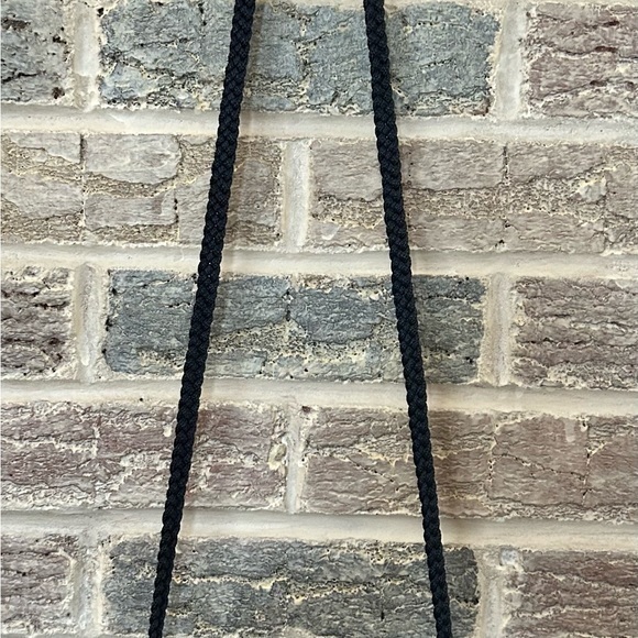 Marshall &‎ Gilster Crochet Crossbody Bag - Picture 3 of 6